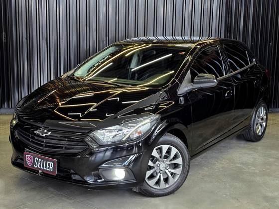 CHEVROLET ONIX 1.0 MPFI JOY 8V FLEX 4P MANUAL CHEVROLET ONIX 1.0 MPFI JOY 8V FLEX 4P MANUAL